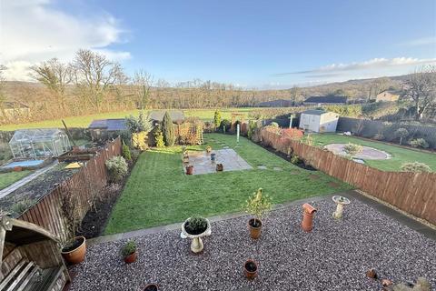 4 bedroom detached house for sale, Heol Llanelli, Pontyates, Llanelli