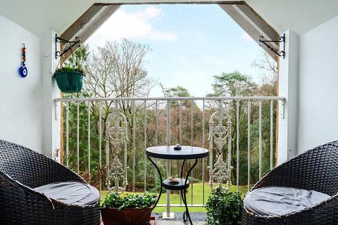 1 bedroom flat for sale, Hazel Grove, Surrey GU26