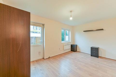1 bedroom flat to rent, Dean Gate Close, Sydenham, London, SE23