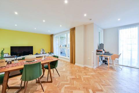 2 bedroom flat to rent, Scena Way, Camberwell, London, SE5