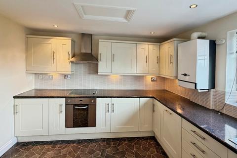 3 bedroom apartment to rent, Hobsons Buildings, Durham DH9