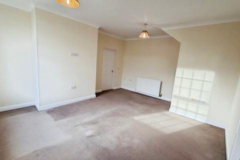 3 bedroom apartment to rent, Hobsons Buildings, Durham DH9