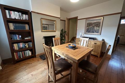 2 bedroom terraced house for sale, Portland Road, West Bridgford, Nottingham