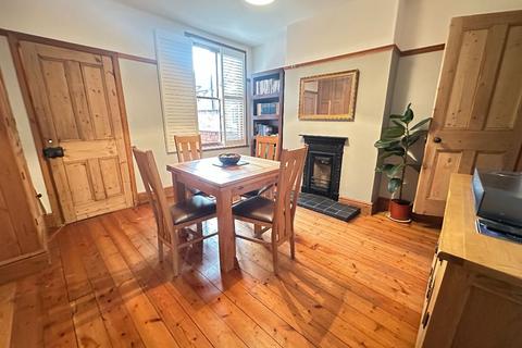 2 bedroom terraced house for sale, Portland Road, West Bridgford, Nottingham