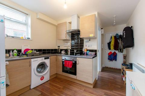 undefined, Lower Road, Sutton, SM1