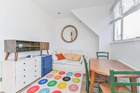 Norbury Crescent, Norbury, London, SW16