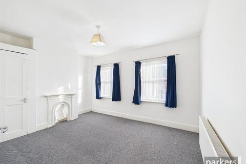 3 bedroom terraced house for sale, Kensington Road, Berkshire RG30