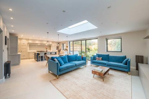 4 bedroom detached house for sale, Ormond Crescent, Hampton TW12