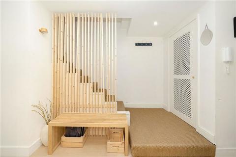 2 bedroom flat to rent, Blythe Road, London W14