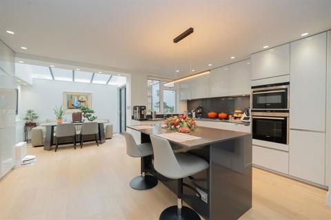 4 bedroom terraced house to rent, Limerston Street, London SW10