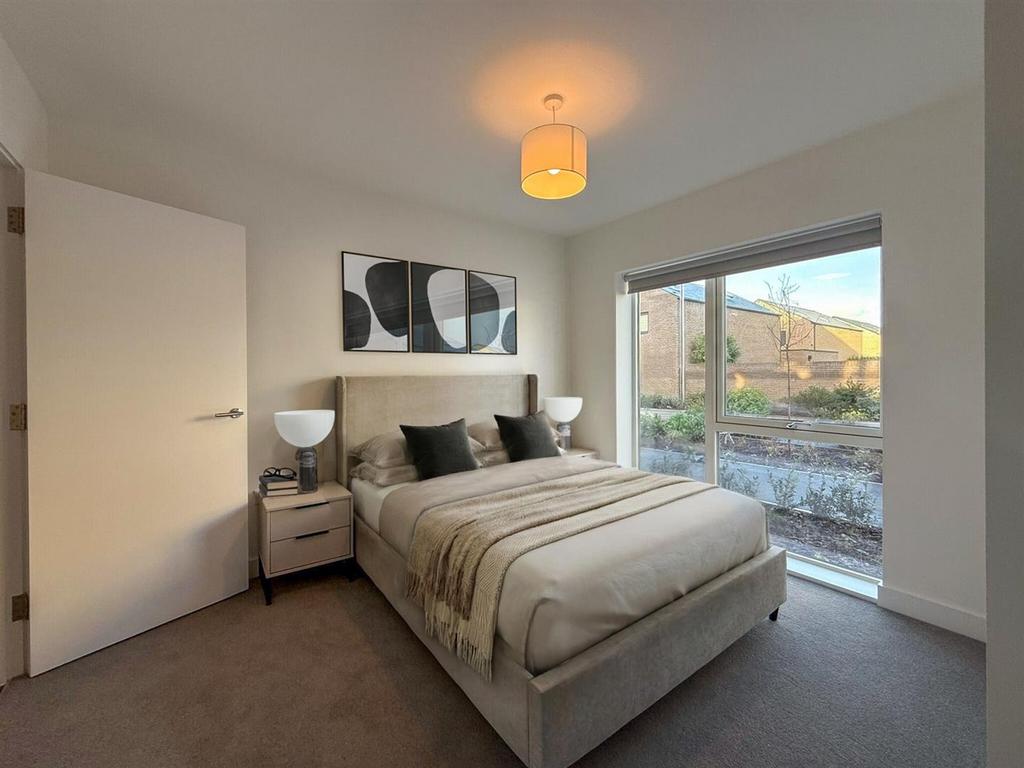 Bedroom 1 .jpg
