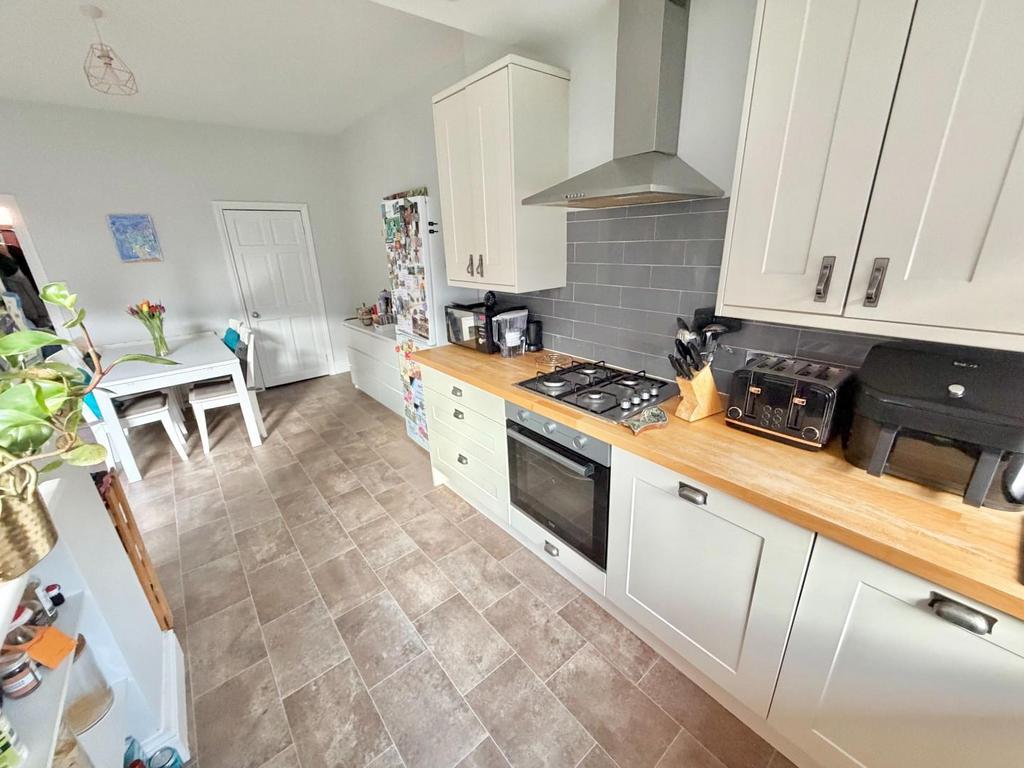 Kitchen 3