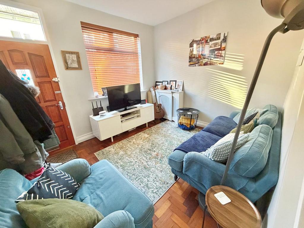 Lounge 2
