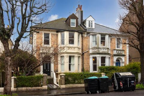 2 bedroom flat for sale, Denmark Villas, Hove, BN3