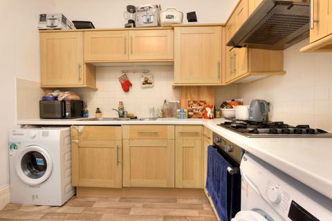 2 bedroom flat for sale, Denmark Villas, Hove, BN3