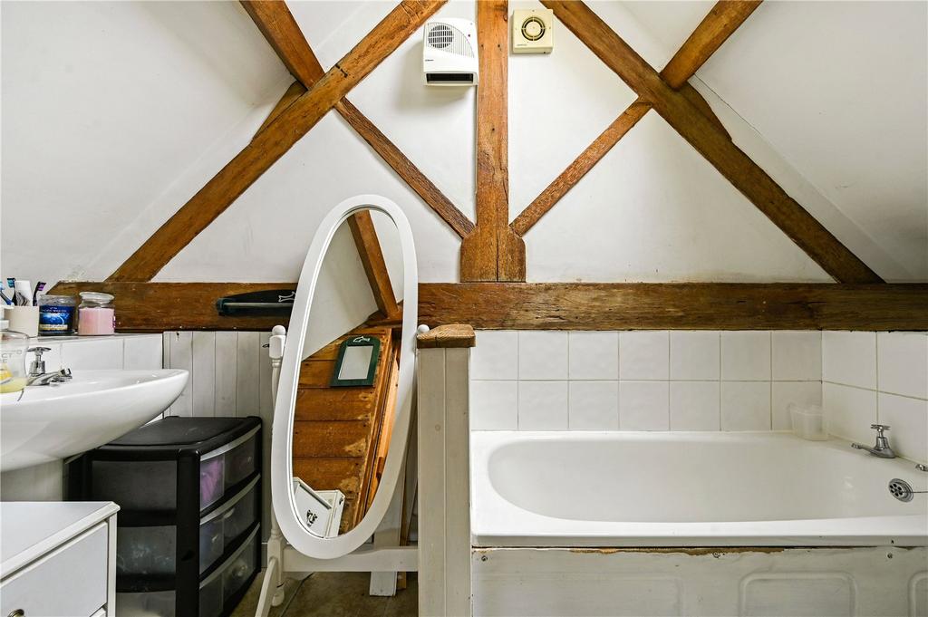 Cottage Bathroom