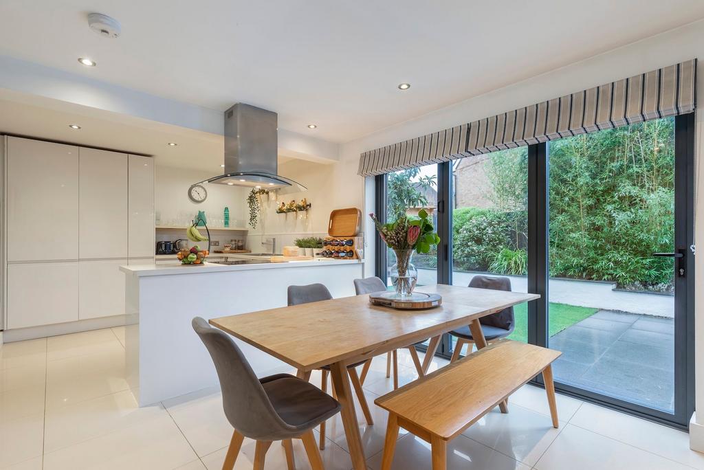 Kitchen &amp; breakfast room