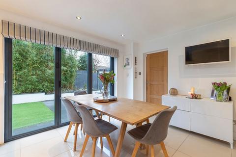 4 bedroom detached house for sale, Sunte Avenue, Haywards Heath RH16