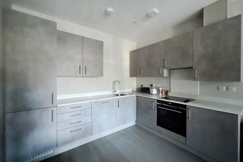 1 bedroom flat to rent, Coombe Road, New Malden