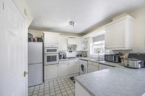 undefined, Furze Close, Swindon SN5