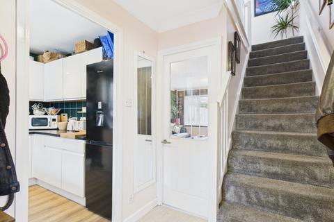 3 bedroom end of terrace house for sale, Stratfield Avenue, Tadley, RG26
