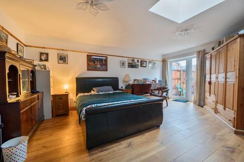 undefined, Maidenhead,  Berkshire,  SL6