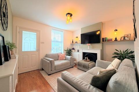 2 bedroom end of terrace house for sale, Parade Road, Ipswich