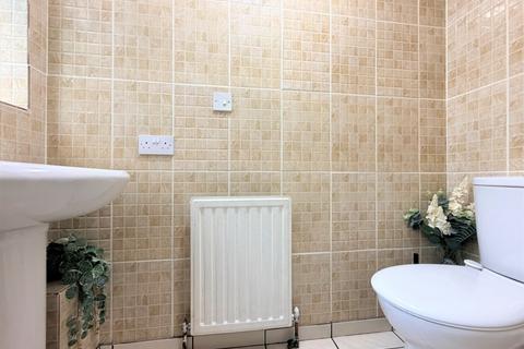 2 bedroom end of terrace house for sale, Parade Road, Ipswich