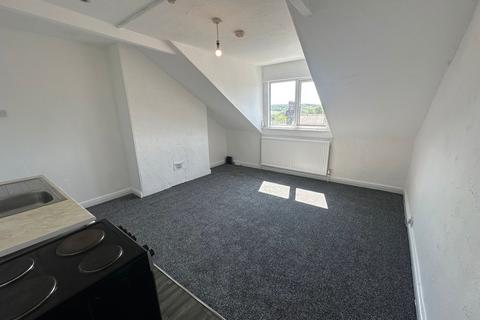 1 bedroom in a house share to rent, 39 High Street, Worsborough