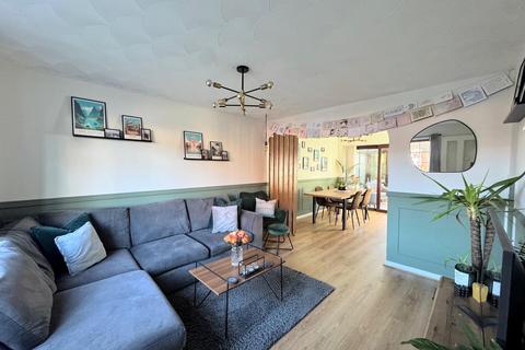 3 bedroom terraced house for sale, Millwright Way, Bedford MK45