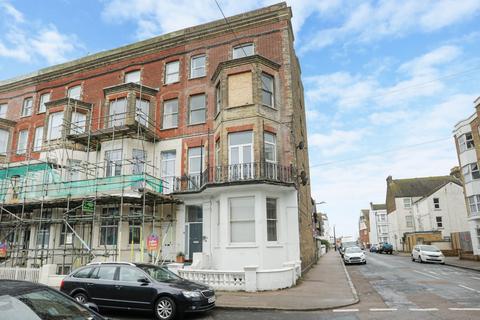 2 bedroom flat for sale, Edgar Road, Margate, CT9