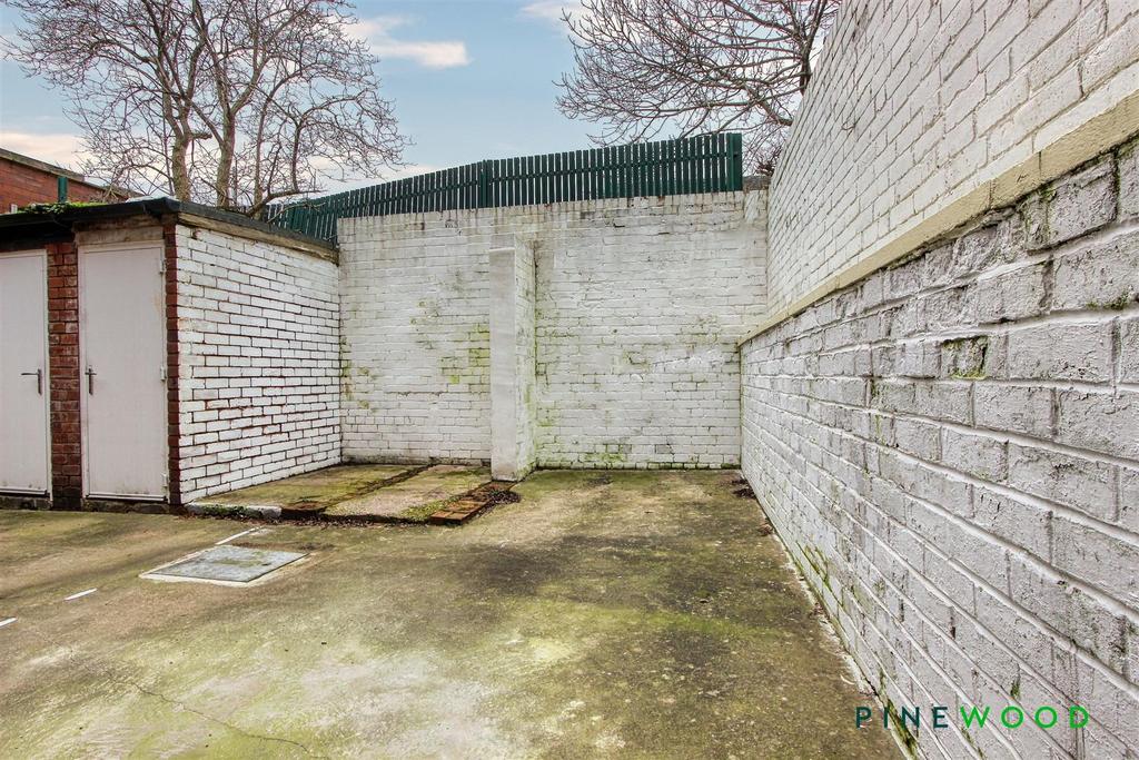Rear courtyard