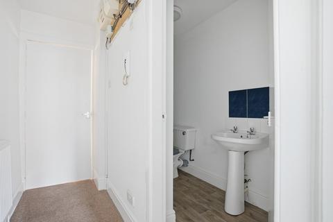 undefined, High Street, Alloa FK10