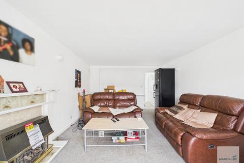 2 bedroom end of terrace house for sale, Mansfield Road, Carrington, Nottingham