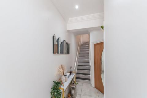 5 bedroom terraced house for sale, Cheshunt Road, London E7