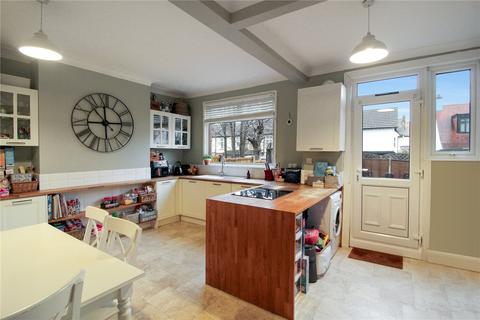 3 bedroom terraced house for sale, Inverness Avenue, Westcliff-on-Sea, SS0