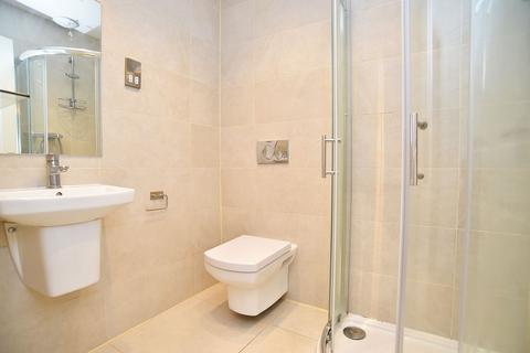 2 bedroom apartment to rent, Victoria Avenue, Claremont House, HG1