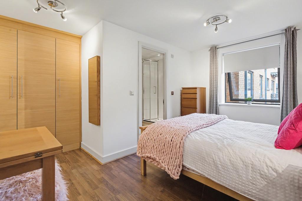 Bedroom 1 - Angle 1