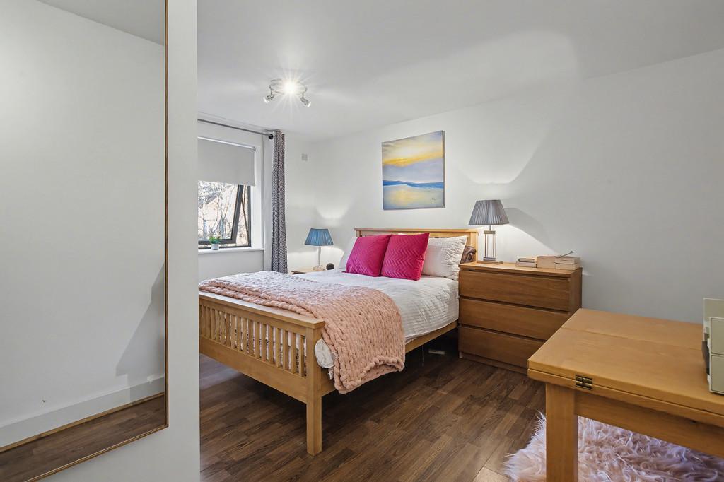 Bedroom 1 - Angle 2