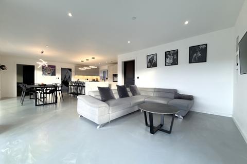5 bedroom detached house for sale, Rhigos, Aberdare CF44