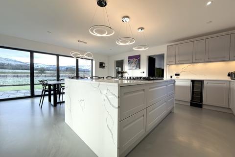 5 bedroom detached house for sale, Rhigos, Aberdare CF44