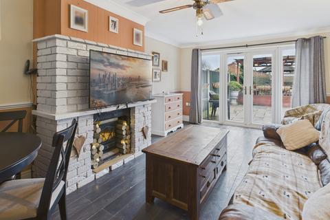 3 bedroom semi-detached house for sale, 8 Ilam Close
