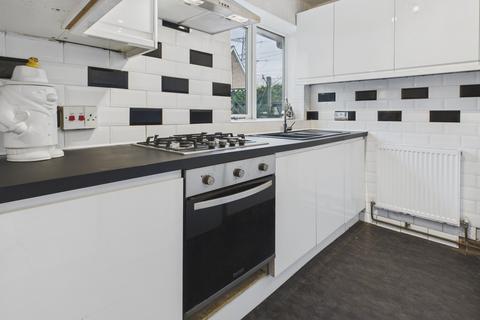 3 bedroom semi-detached house for sale, 8 Ilam Close
