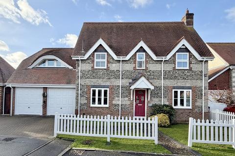4 bedroom detached house for sale, Turbetts Close, Lytchett Matravers