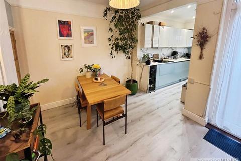 2 bedroom end of terrace house for sale, Vine Street, Stamford