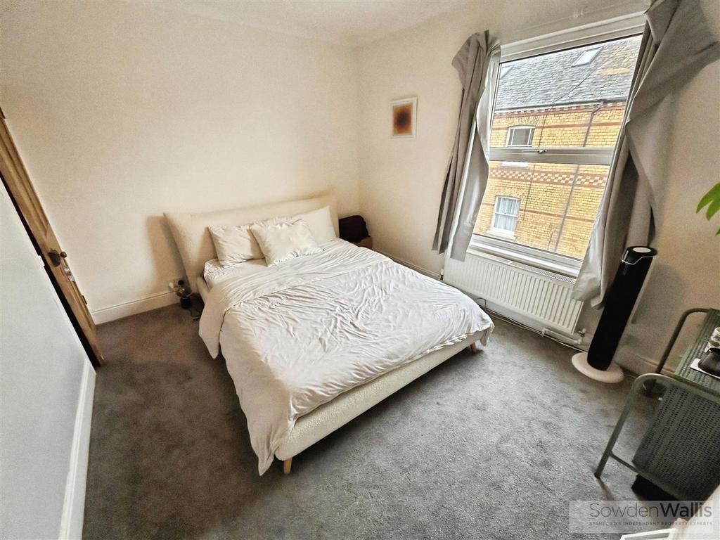 Main Bedroom