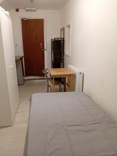 1 bedroom in a house share to rent, Preston Road, Harrow HA3
