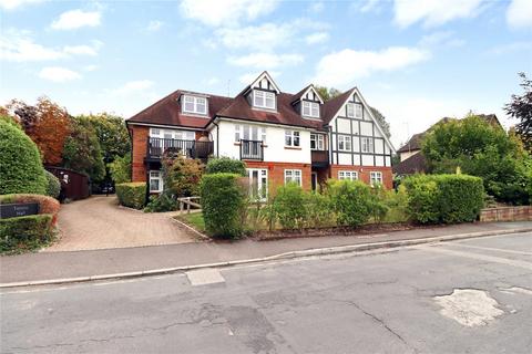 2 bedroom flat for sale, Tetten Hall, Woking GU22
