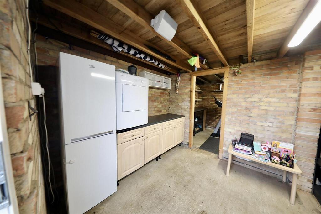 Utility/storage - garage