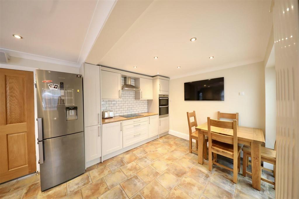 Kitchen diner